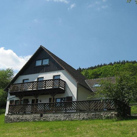 Nice Holiday Home Near Ski Area Медебах Екстериор снимка